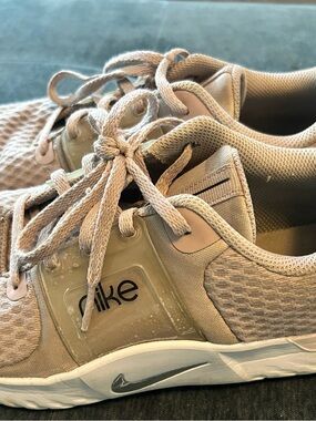 Nike Light Beige/Tan Trainer Sneakers